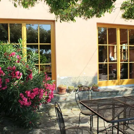 Casa Re - E Vino A Bed & Breakfast 3*