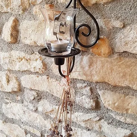 Casa Re - E Vino A 3* Montabone