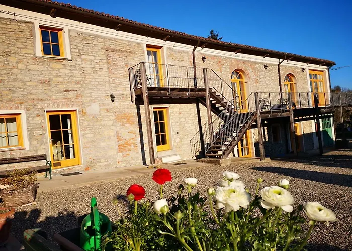 Casa Re - E Vino A 4*