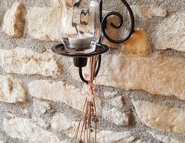 Casa Re - E Vino A 4* Montabone