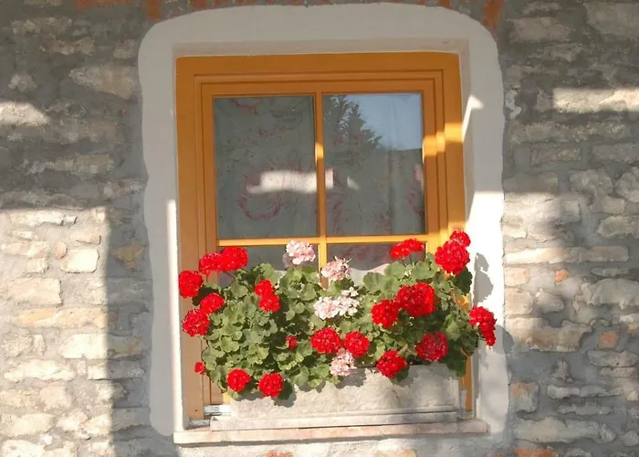Casa Re - E Vino A 4*